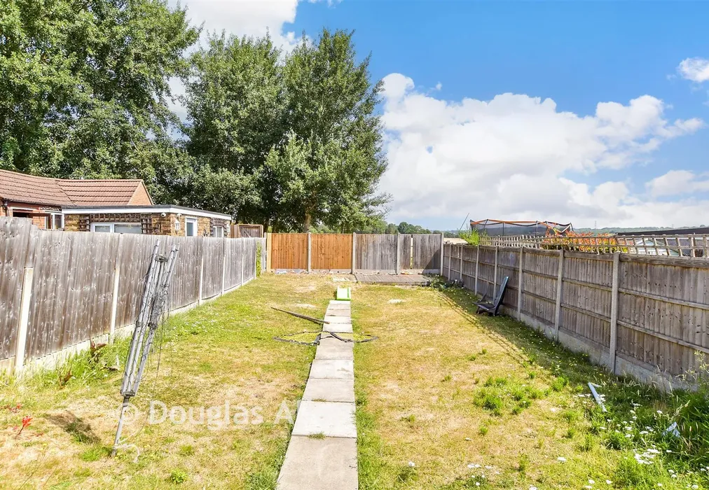 Rear Garden - Benets Road, Hornchurch, Essex - Wards of Kent
