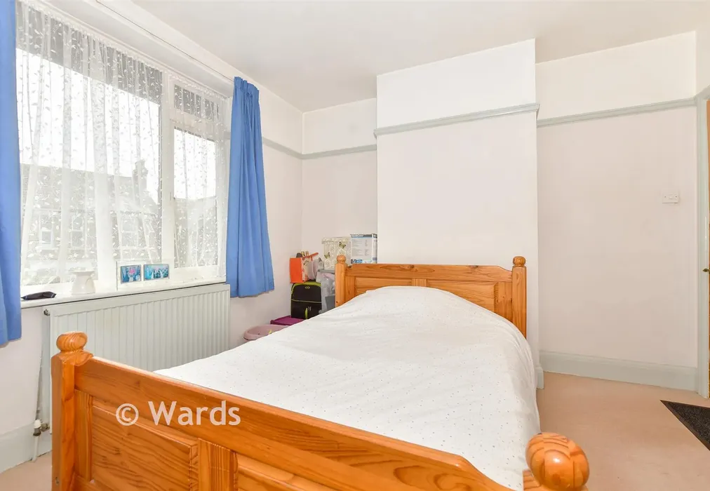 Bedroom 2 - Madeira Road, Margate, Kent - Wards of Kent