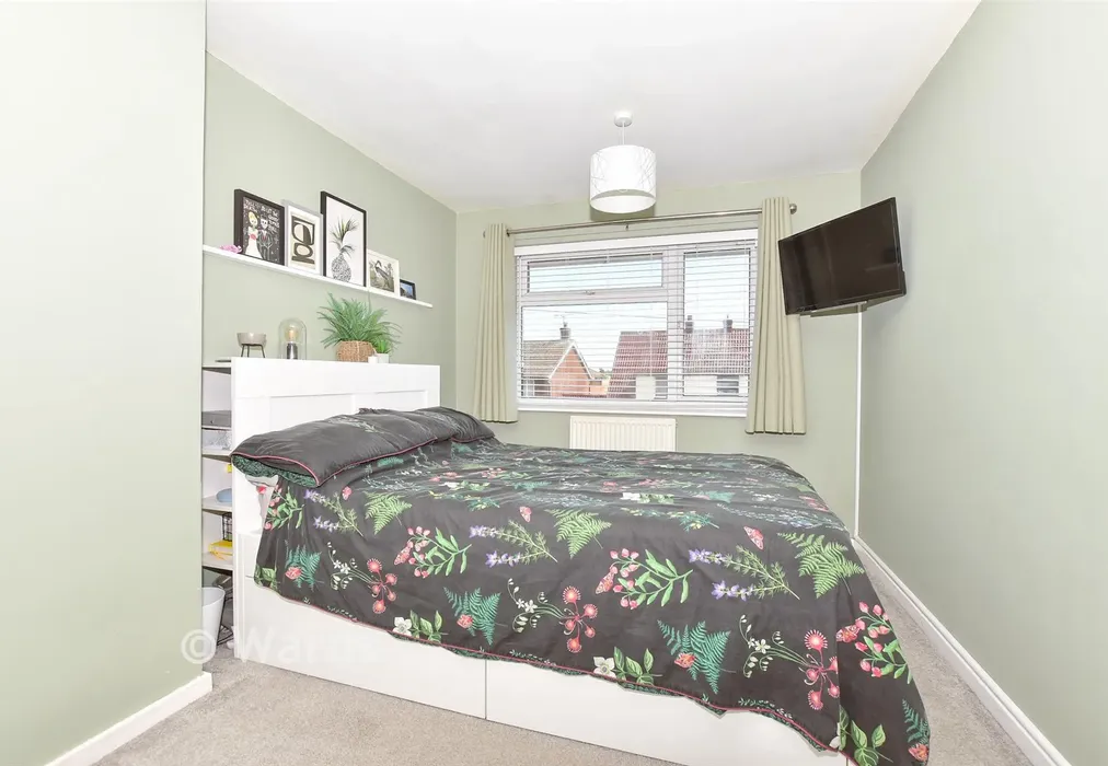 Bedroom 1 - Westside, East Langdon, Kent - Wards of Kent