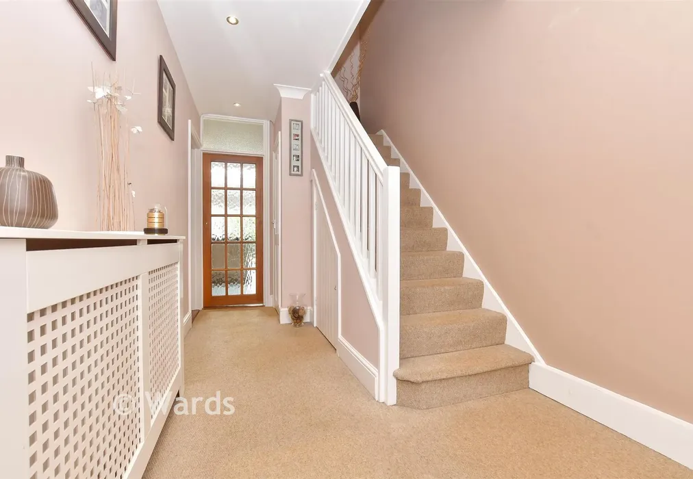 Entrance Hall - Grimshill Road, Whitstable, Kent - Wards of Kent
