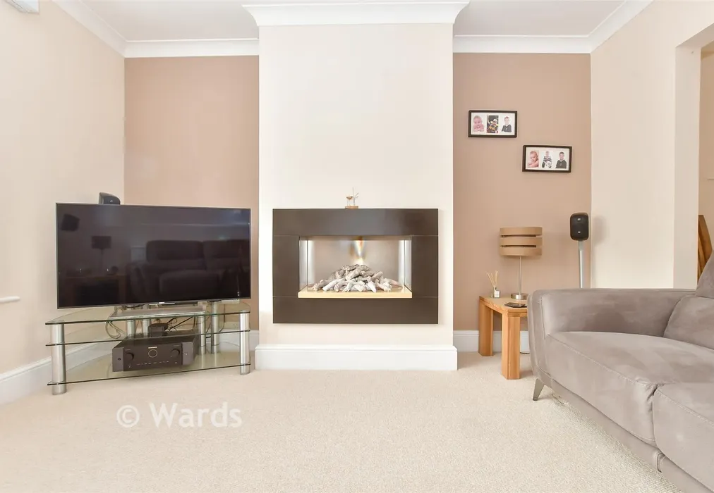 Internal Lifestyle Photograph - Grimshill Road, Whitstable, Kent - Wards of Kent