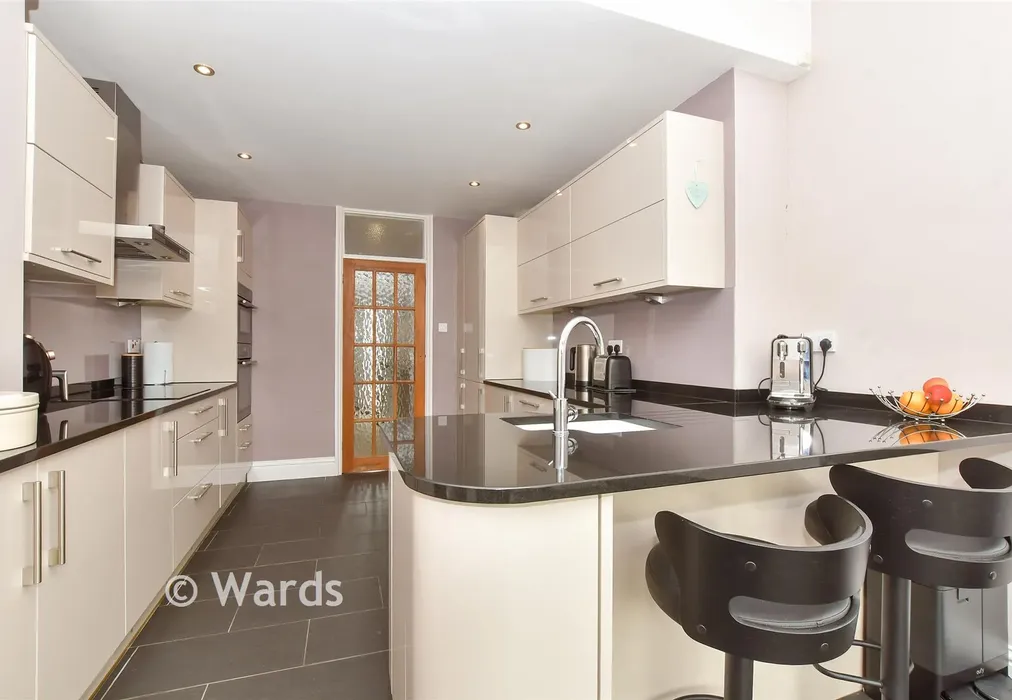 Kitchen/ Breakfast Room - Grimshill Road, Whitstable, Kent - Wards of Kent