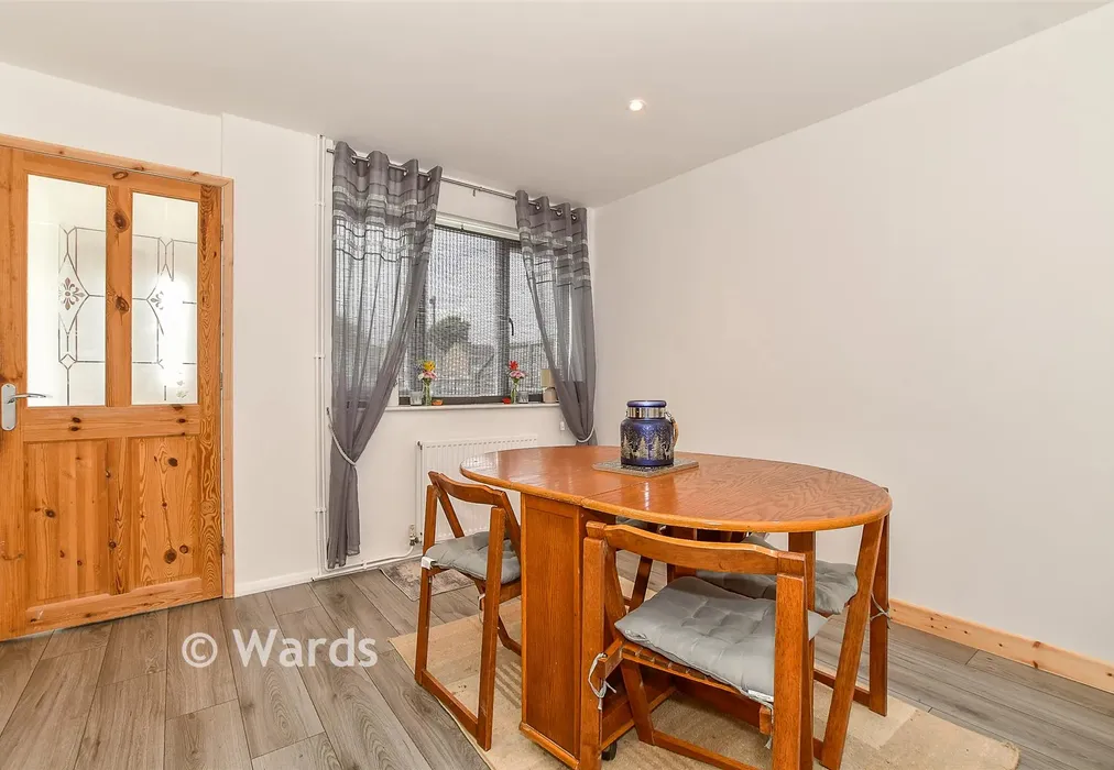 Dining Area - Knaves Acre, Headcorn, Kent - Wards of Kent