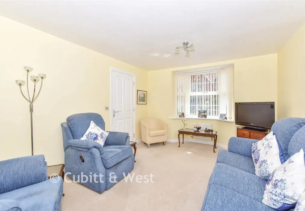 Lounge - Poppy Way, Havant, Hampshire - Wards of Kent