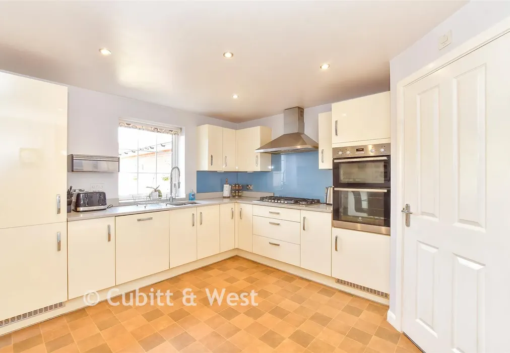 Kitchen/Diner - Poppy Way, Havant, Hampshire - Wards of Kent