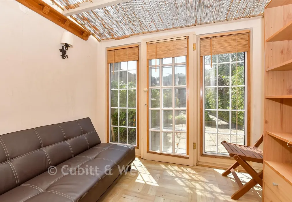 Conservatory - Lower Road, Kenley, Surrey - Wards of Kent