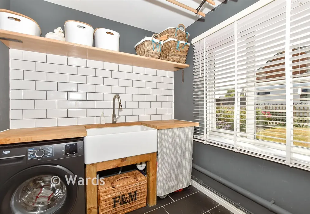 Utility Room - Pritchard Drive, Hawkinge, Kent - Wards of Kent