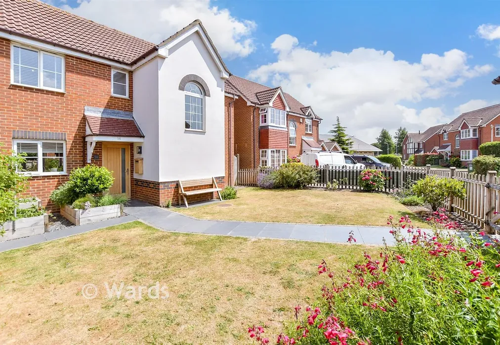 Front Garden - Pritchard Drive, Hawkinge, Kent - Wards of Kent