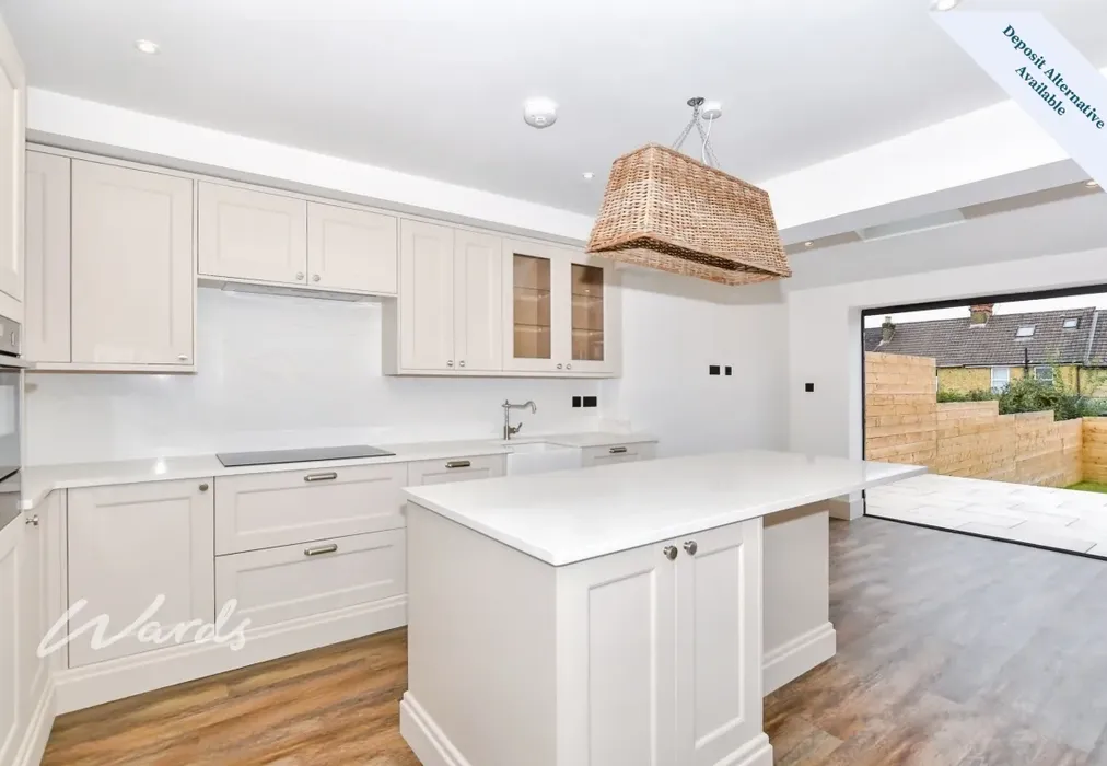 Kitchen - Curzon Road Maidstone ME14 - Wards of Kent