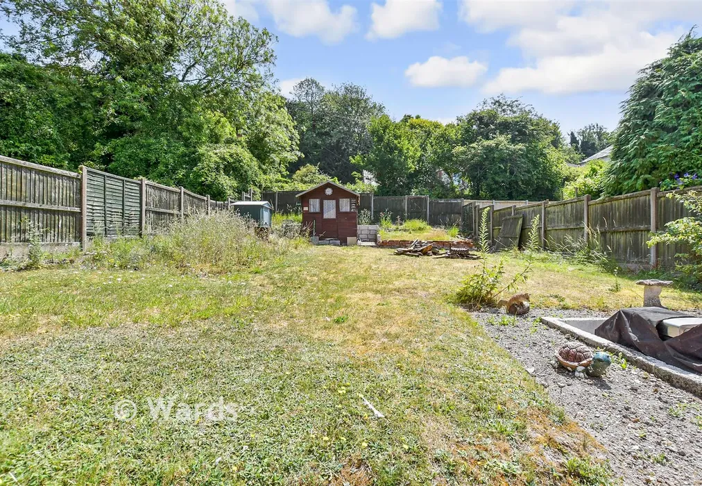 Rear Garden - Target Firs, Temple Ewell, Dover, Kent - Wards of Kent