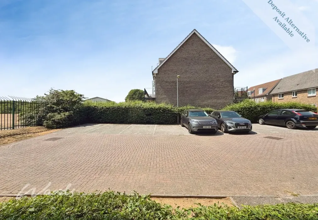 Parking - Baker Crescent Dartford DA1 - Wards of Kent