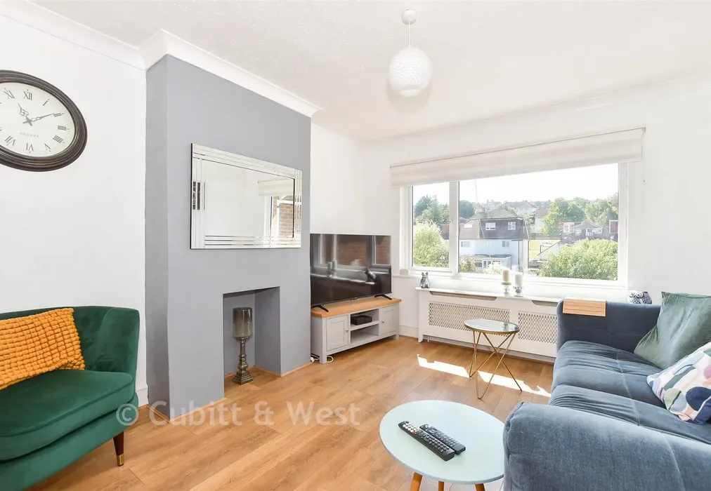 Lounge - Dale Crescent, Brighton, East Sussex - Wards of Kent