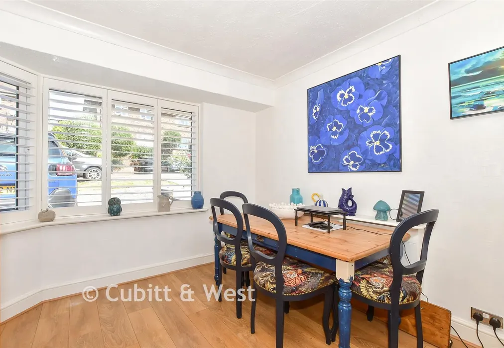 Dining Area - Dale Crescent, Brighton, East Sussex - Wards of Kent