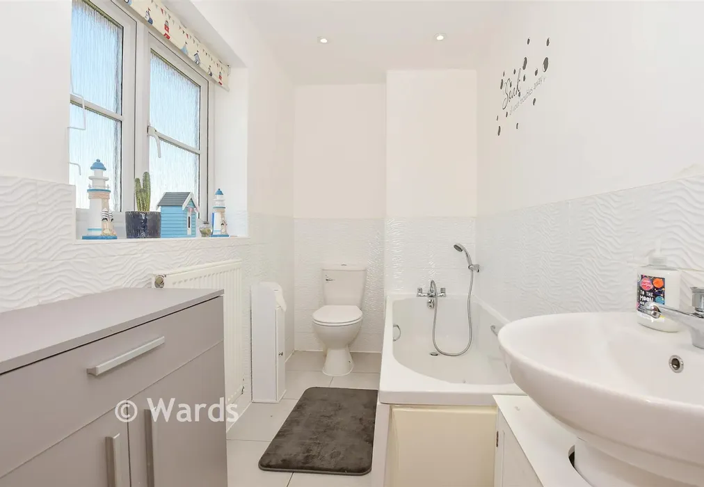 Bathroom - Baneberry Walk, Minster-On-Sea, Kent - Wards of Kent