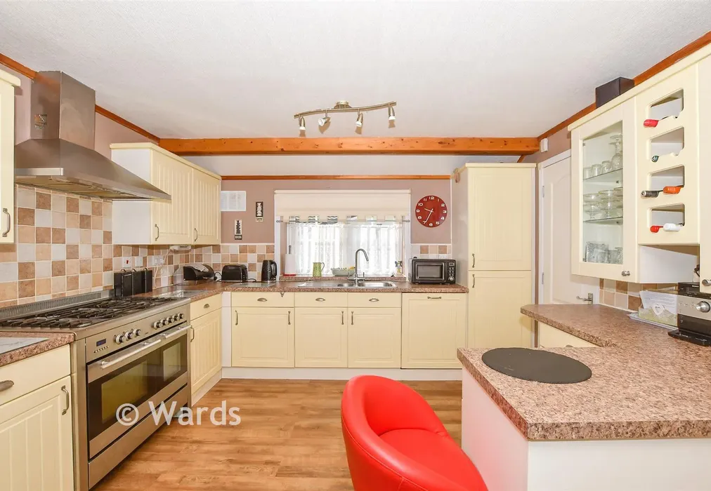 Kitchen/Diner - Millers Way, Maidstone, Kent - Wards of Kent
