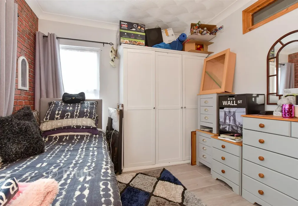 Bedroom 3 - New Road, Sandown, Isle of Wight - Wards of Kent