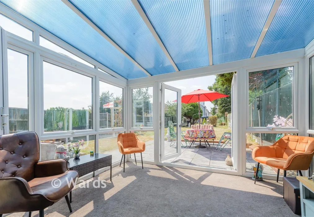 Conservatory - Kingsley Avenue, Dartford, Kent - Wards of Kent