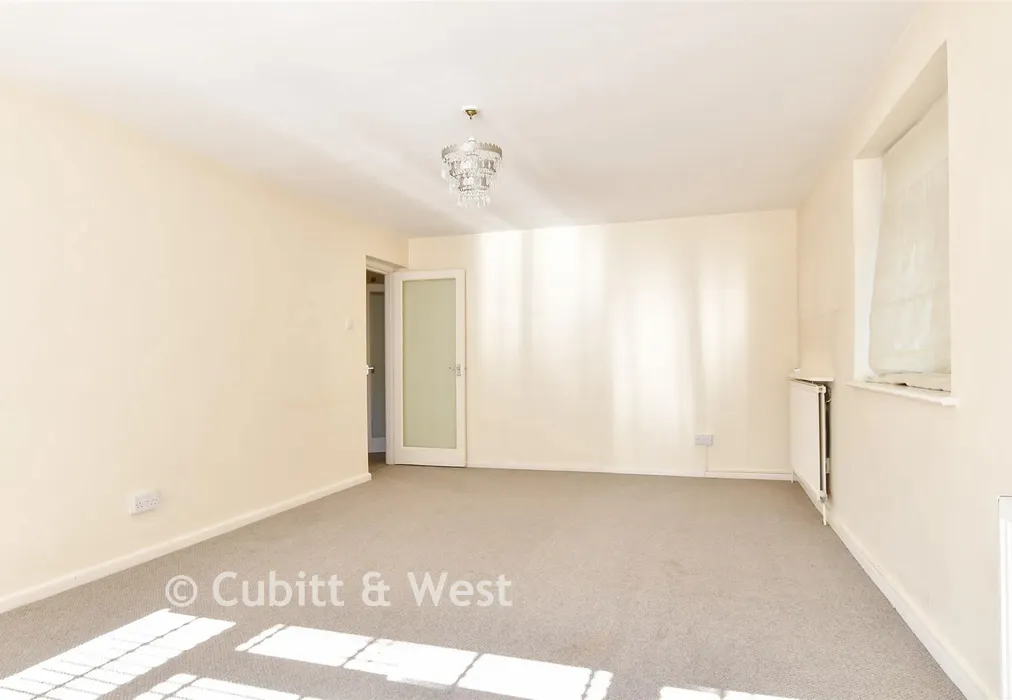 Lounge - Surrenden Road, Brighton, East Sussex - Wards of Kent