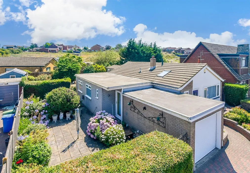 External Lifestyle Photograph - The Broadway, Minster-On-Sea, Kent - Wards of Kent