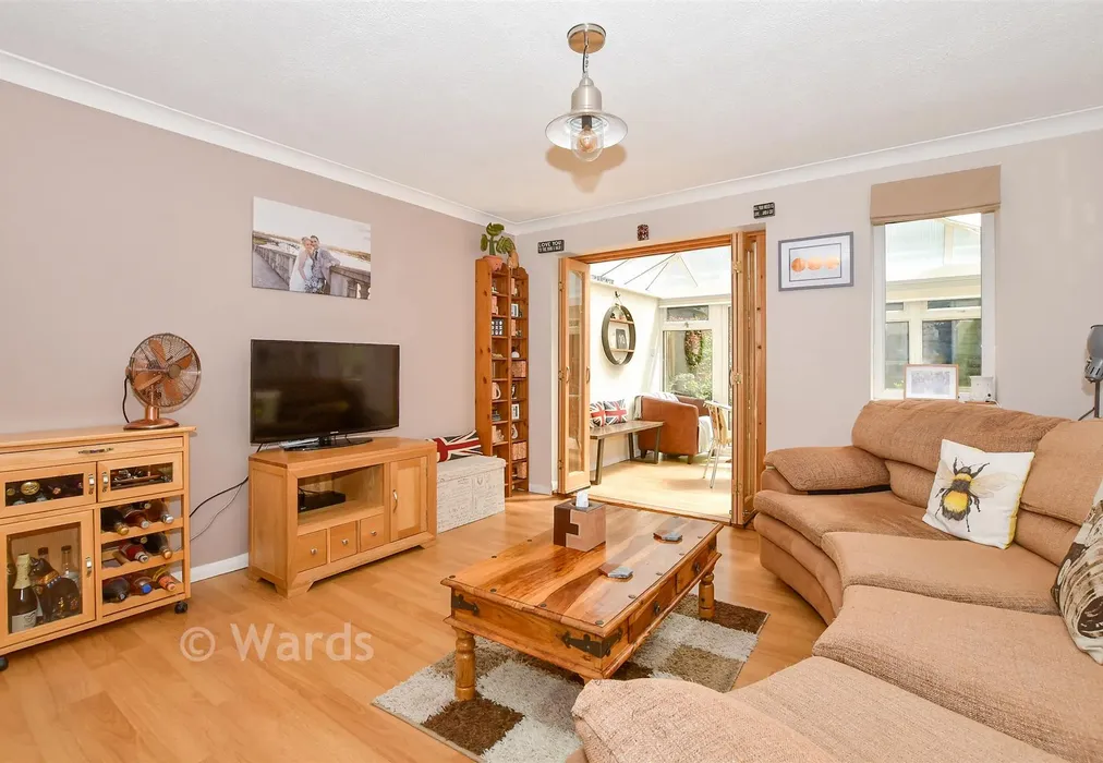 Lounge/Diner - Hanbury Close, Wateringbury, Maidstone, Kent - Wards of Kent
