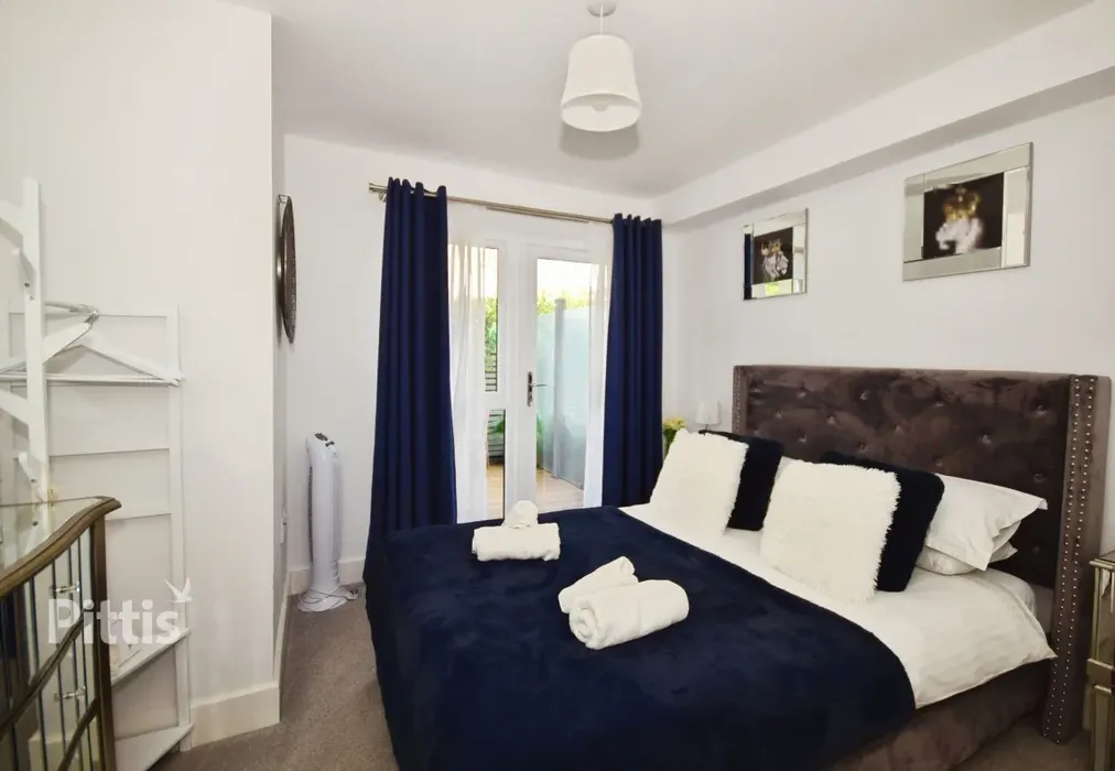  - Chine Avenue Shanklin PO37 - Wards of Kent