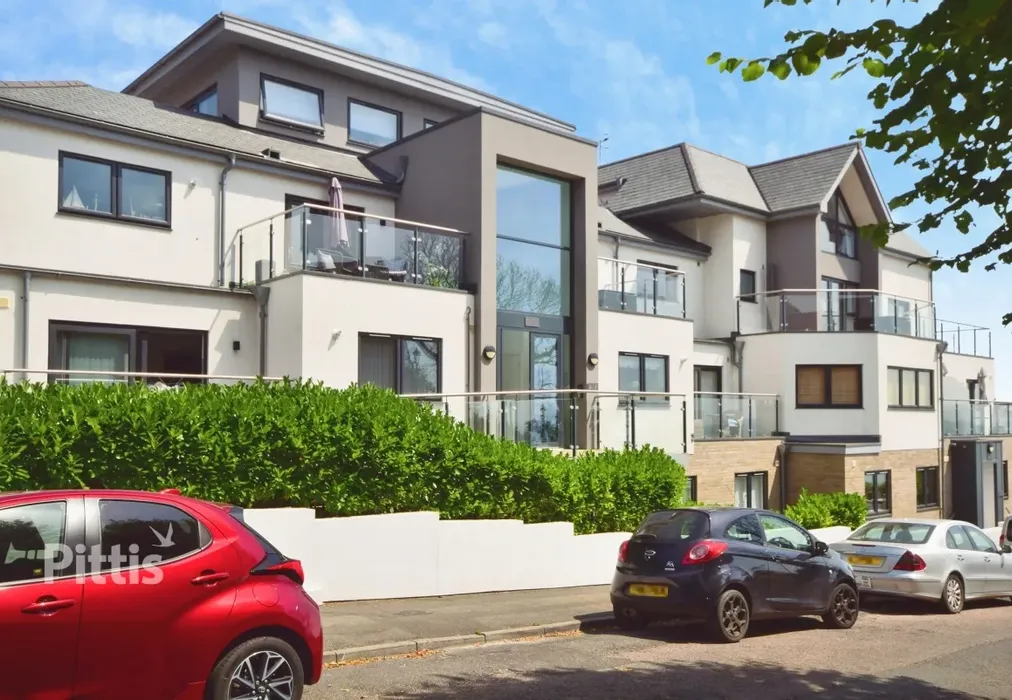  - Chine Avenue Shanklin PO37 - Wards of Kent