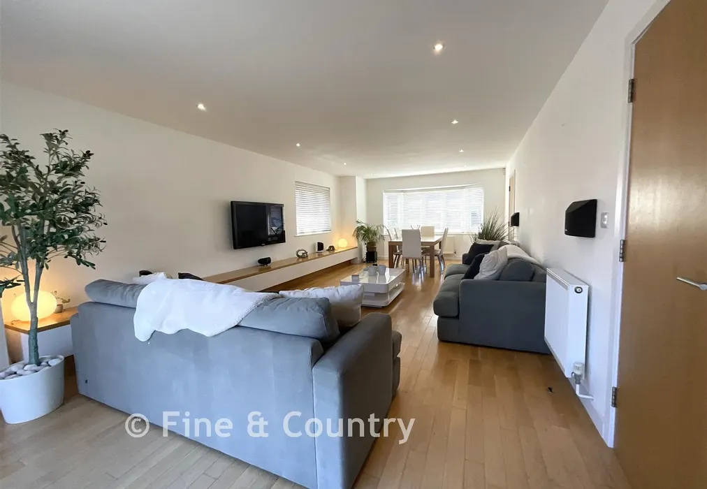 *Sitting Room* - Rushclose, Shanklin, Isle of Wight - Wards of Kent