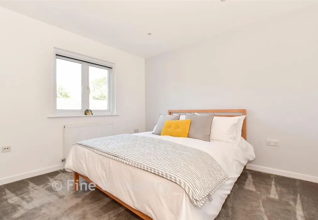 Bedroom 6 - Rushclose, Shanklin, Isle of Wight - Wards of Kent