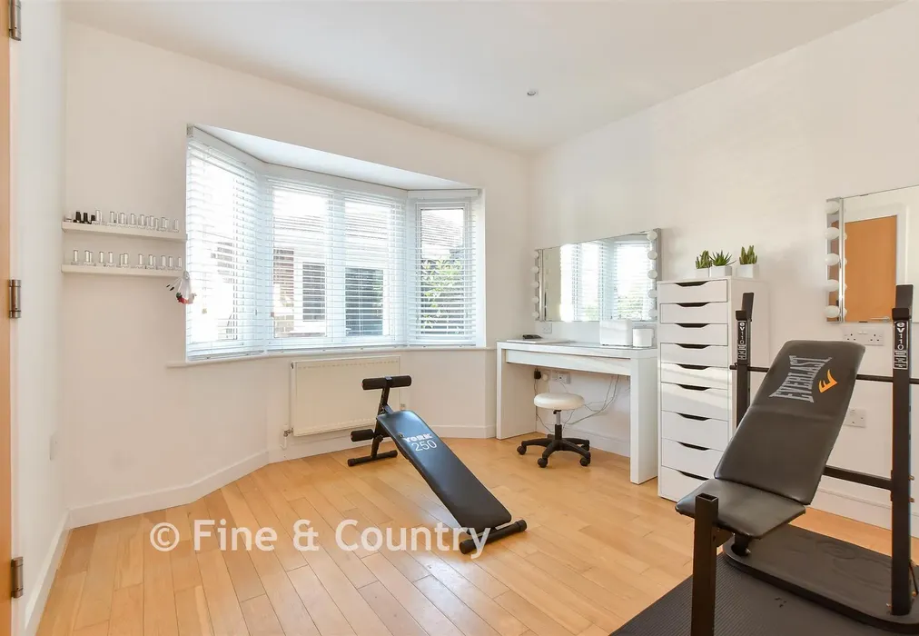 Study/ Gym - Rushclose, Shanklin, Isle of Wight - Wards of Kent