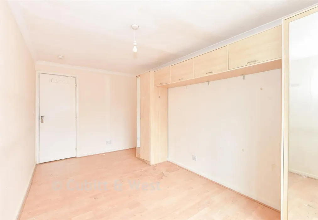 Bedroom 2 - Chippendale Road, Broadfield, Crawley, West Sussex - Wards of Kent