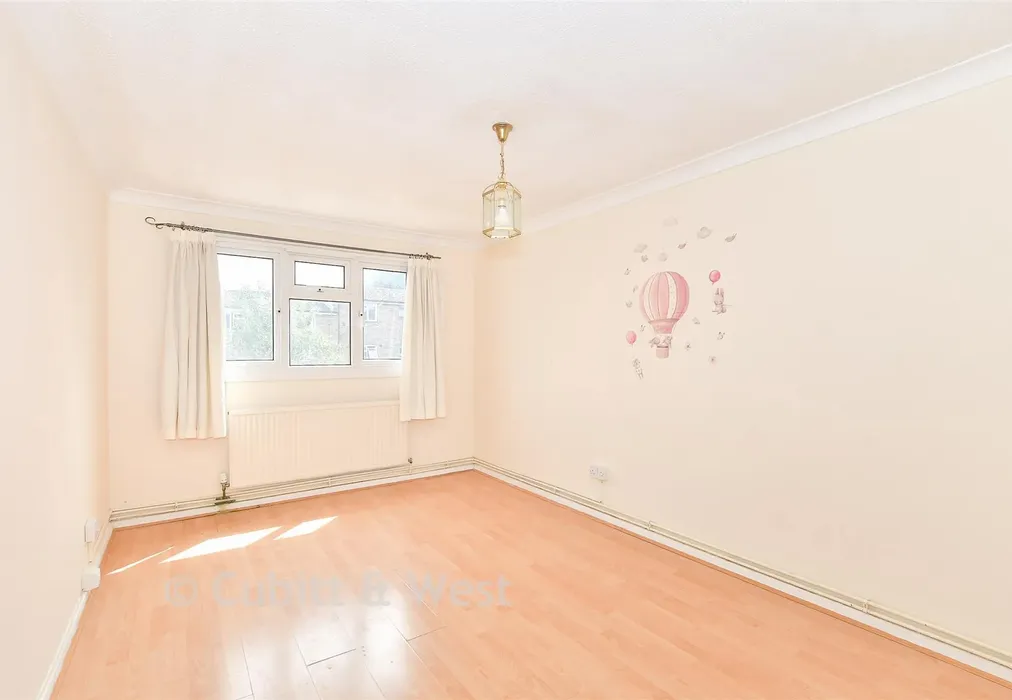 Bedroom 1 - Chippendale Road, Broadfield, Crawley, West Sussex - Wards of Kent