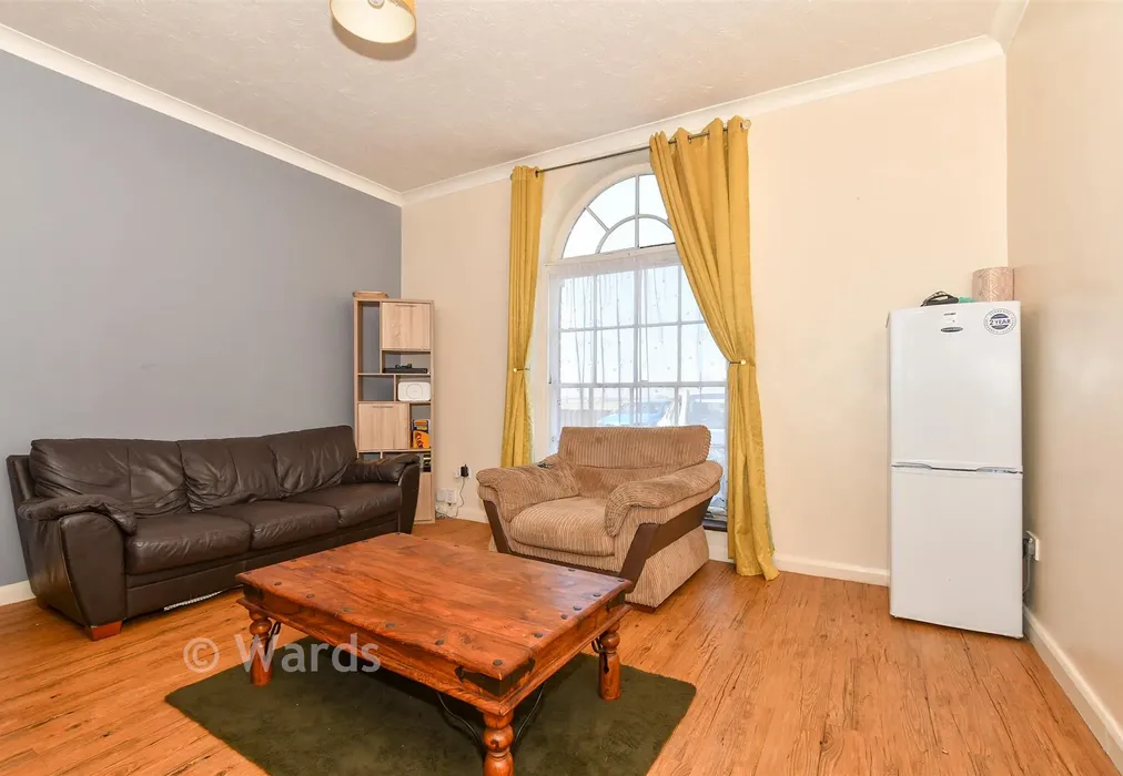 Lounge - West Street, Queenborough, Kent - Wards of Kent
