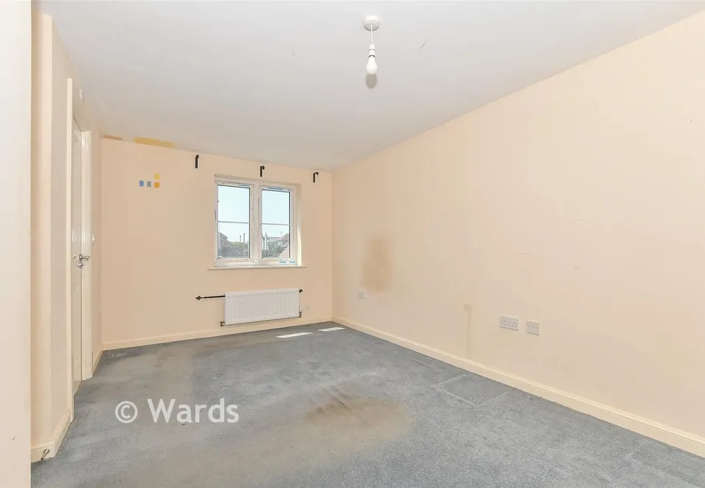Bedroom 1 - Greystones, Willesborough, Ashford, Kent - Wards of Kent