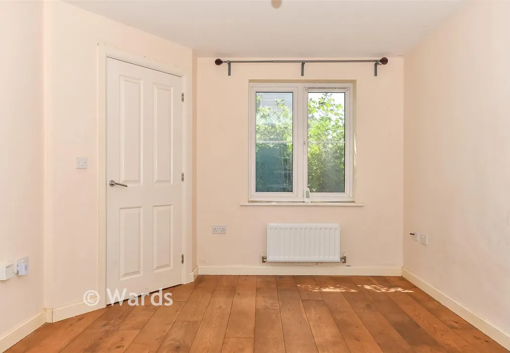 Internal Lifestyle Photograph - Greystones, Willesborough, Ashford, Kent - Wards of Kent