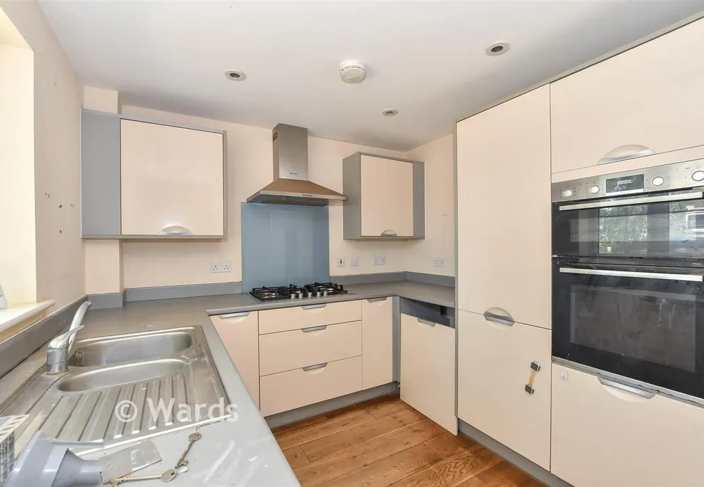 Kitchen - Greystones, Willesborough, Ashford, Kent - Wards of Kent