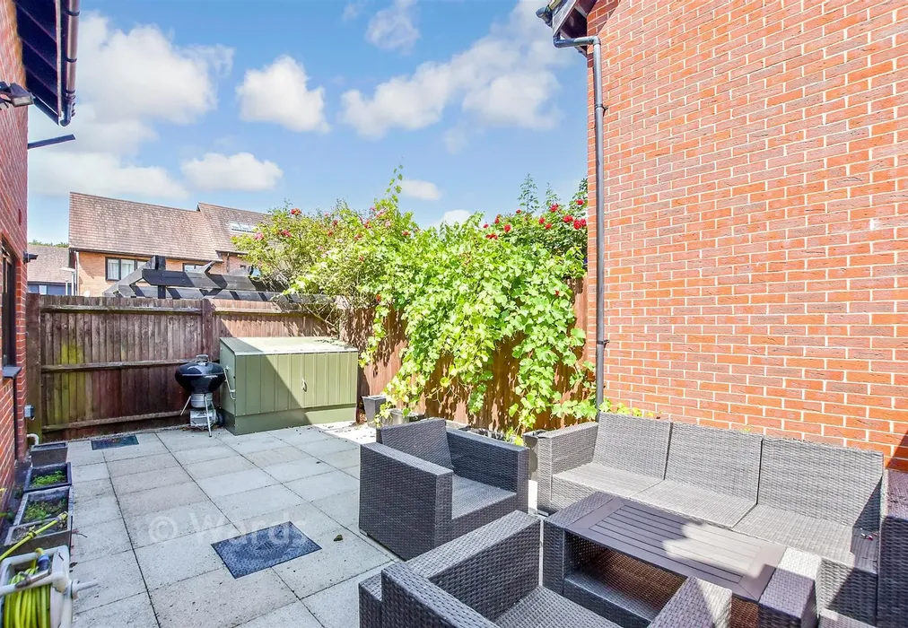 Rear Garden - Teddington Drive, West Malling, Kent - Wards of Kent