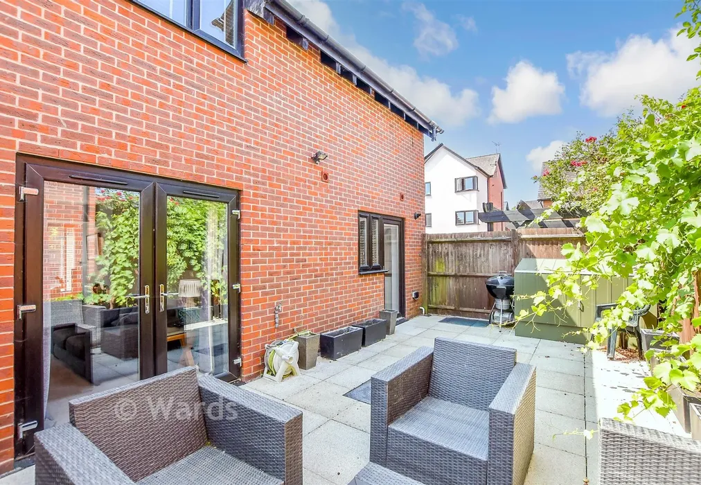 Rear Garden - Teddington Drive, West Malling, Kent - Wards of Kent