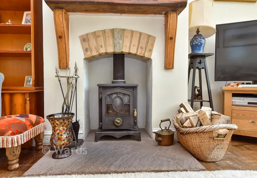 Internal Feature - Sterling Road, Sittingbourne, Kent - Wards of Kent