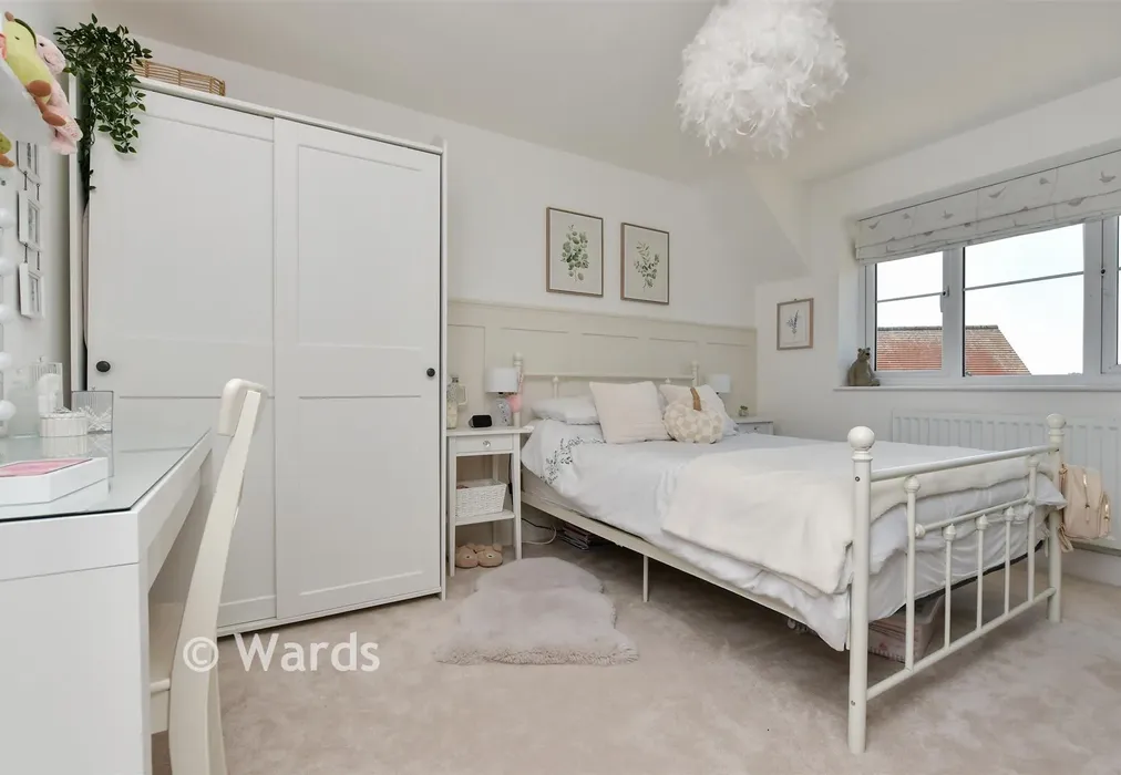 Bedroom 2 - Rosemary Gardens, Broadstairs, Kent - Wards of Kent