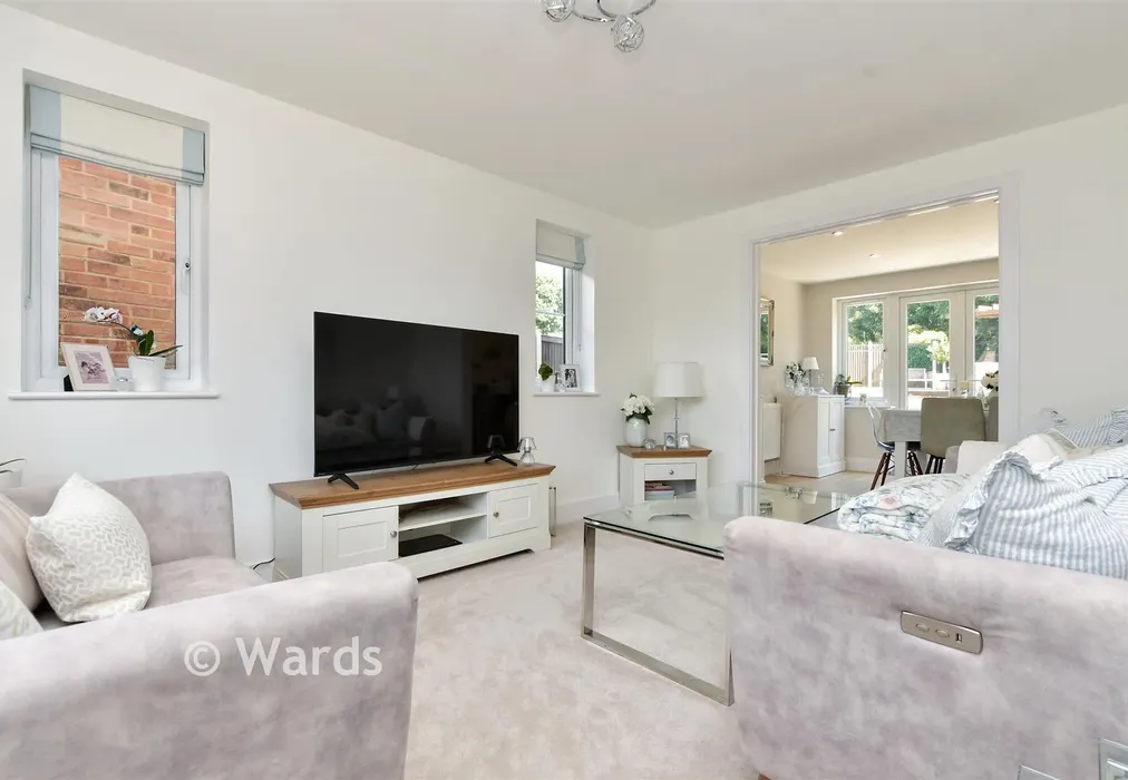 Lounge - Rosemary Gardens, Broadstairs, Kent - Wards of Kent