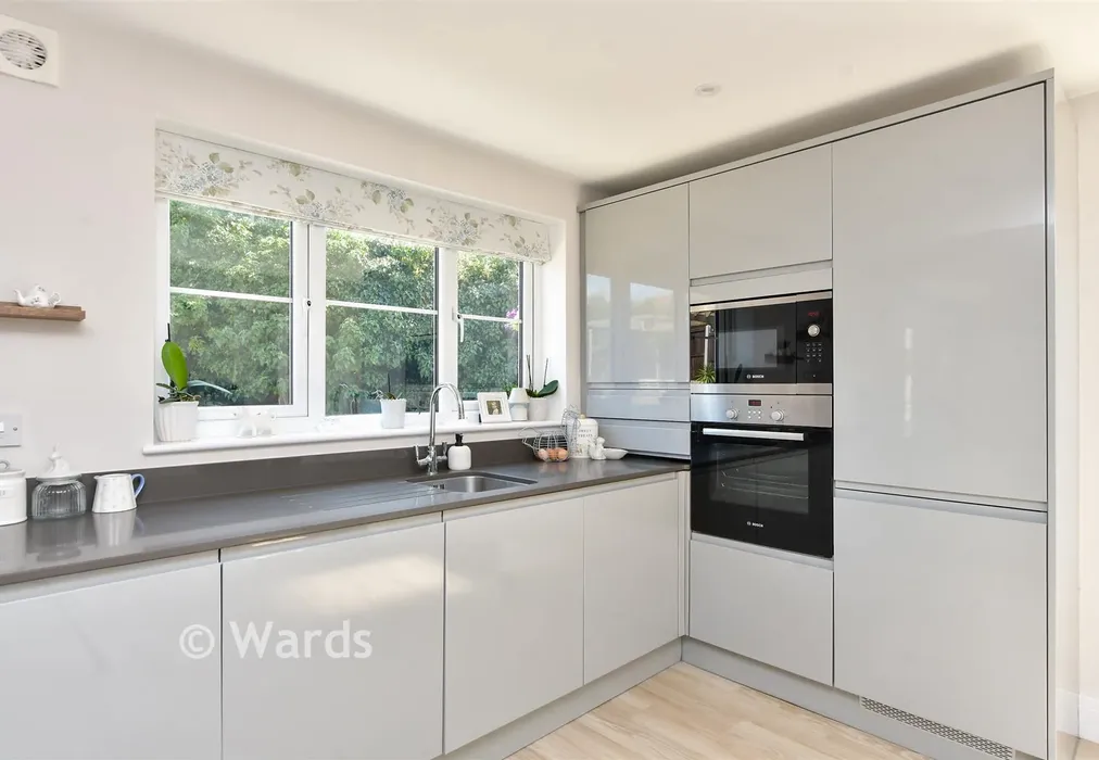Kitchen - Rosemary Gardens, Broadstairs, Kent - Wards of Kent