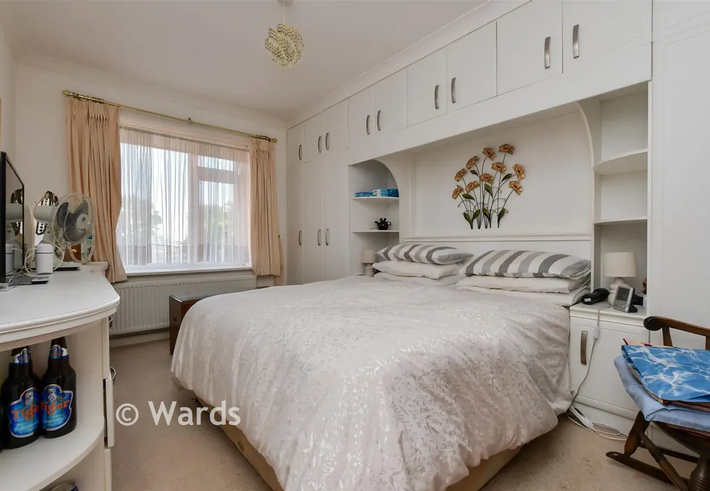 Bedroom 1 - Alpha Road, Birchington, Kent - Wards of Kent