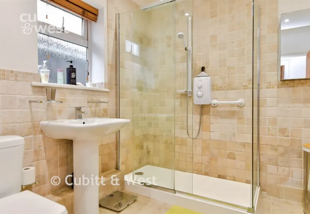 Shower Room - Mcwilliam Road, Brighton, BN2 - Wards of Kent