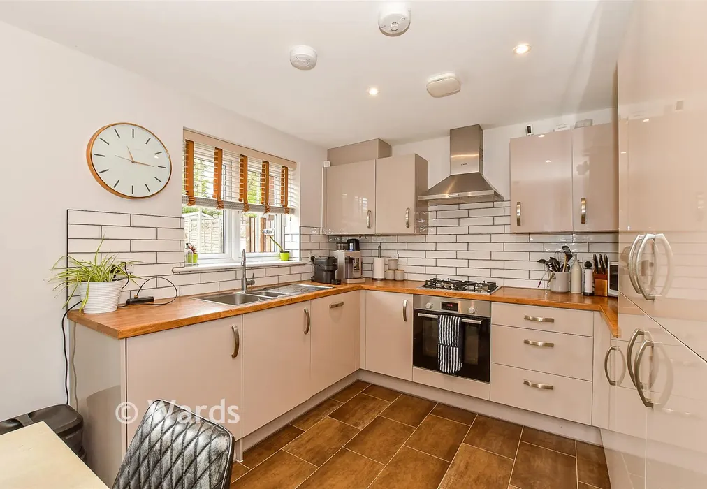 Kitchen/Diner - Tyler Road, Staplehurst, Kent - Wards of Kent