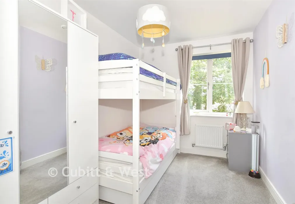 Bedroom 2 - Daffodil Crescent, Crawley, West Sussex - Wards of Kent