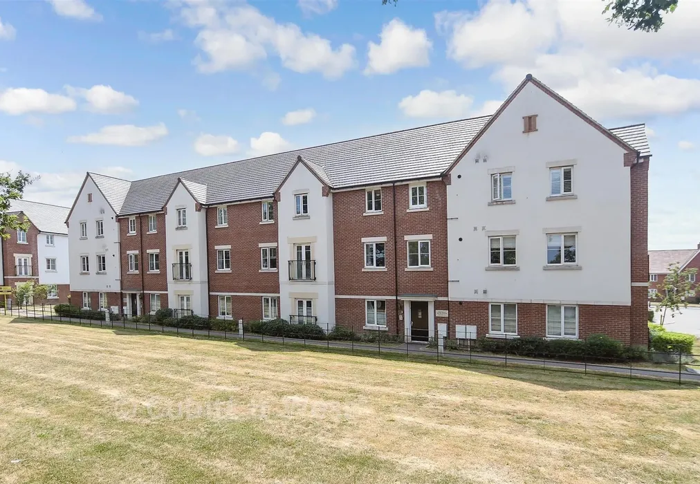 External (Web) - Daffodil Crescent, Crawley, West Sussex - Wards of Kent