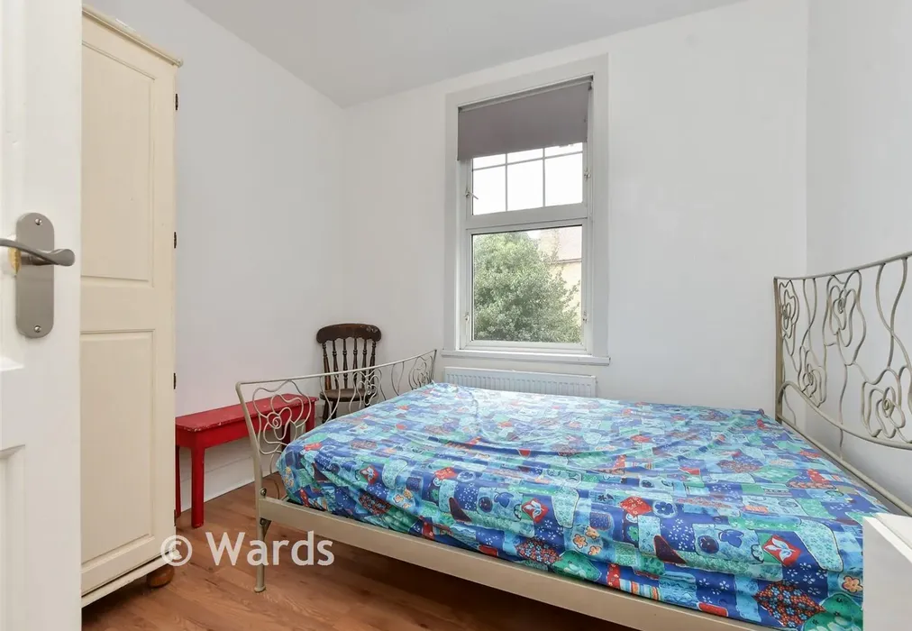Bedroom 4 - Queens Road, Broadstairs, Kent - Wards of Kent