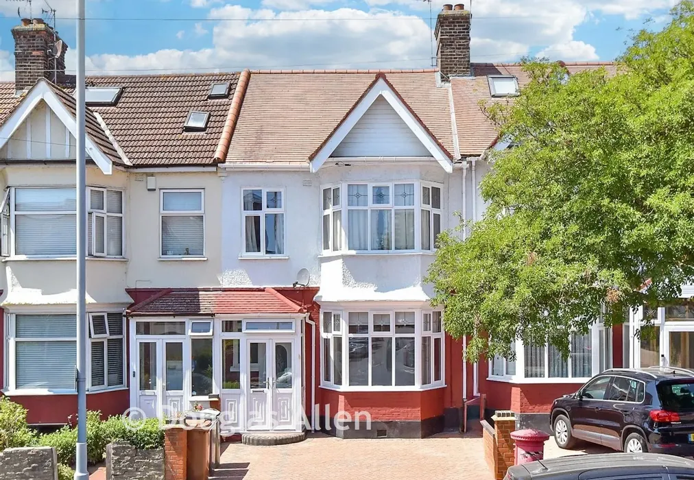 External - Old Church Road, Chingford - Wards of Kent