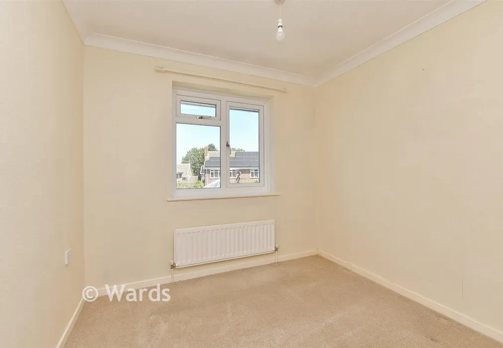 Bedroom 3 - Laxton Way, Faversham, Kent - Wards of Kent