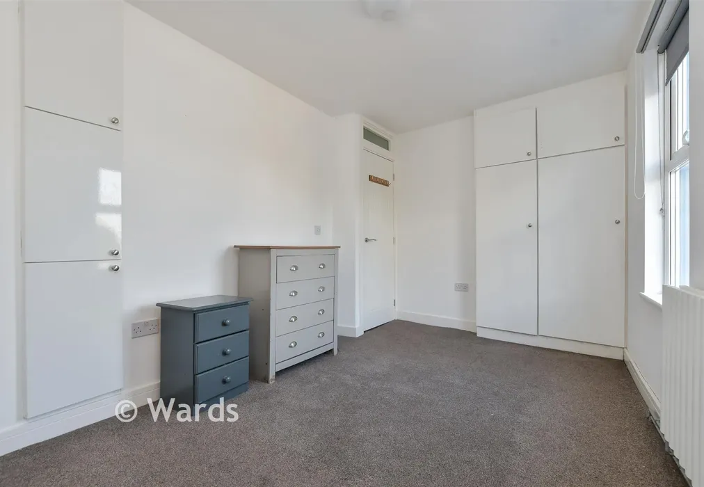 Bedroom 1 - La Belle Alliance Square, Ramsgate, Kent - Wards of Kent